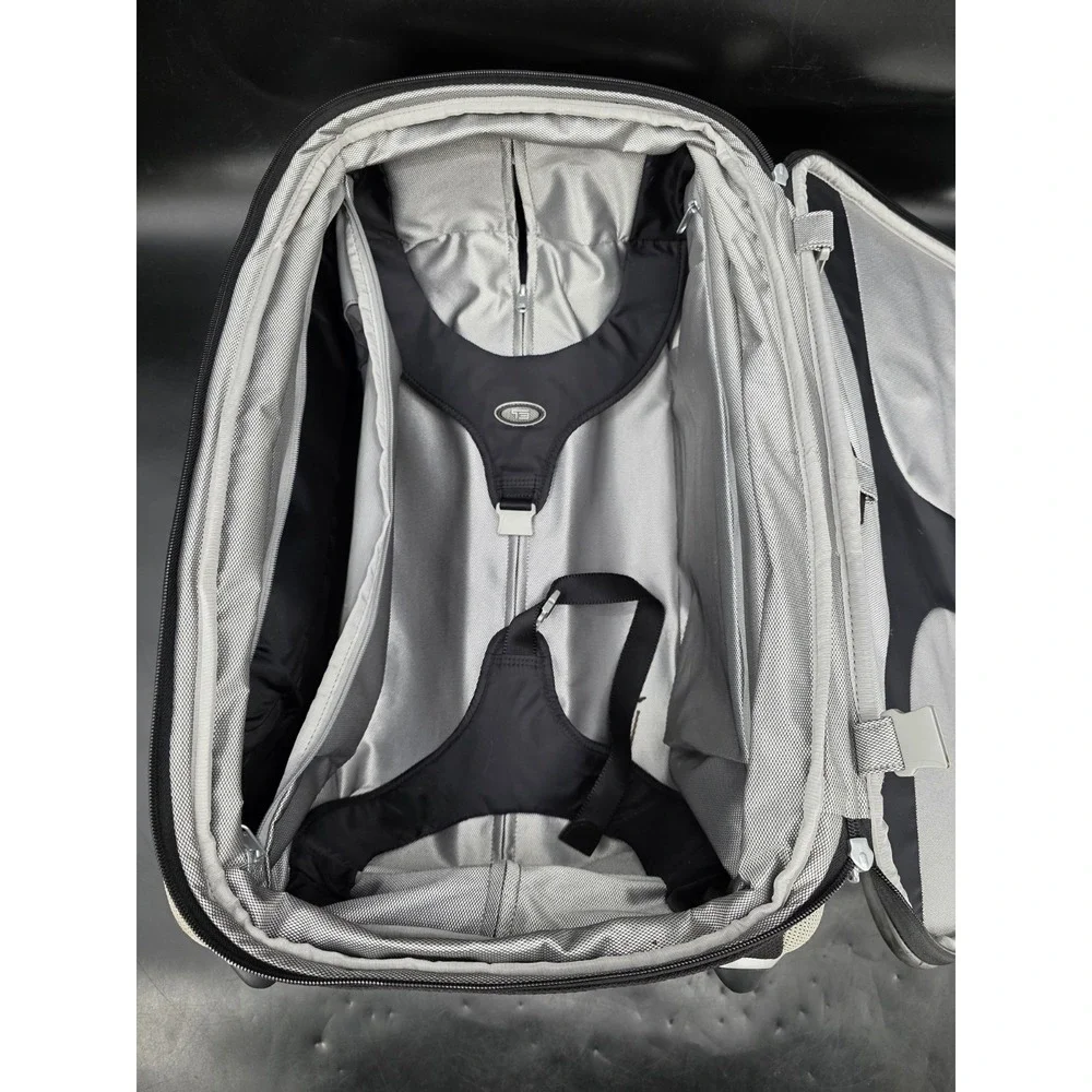 Tumi T3 Suitcase Luggage 2 Wheeled Carry On Limited Edition 22
